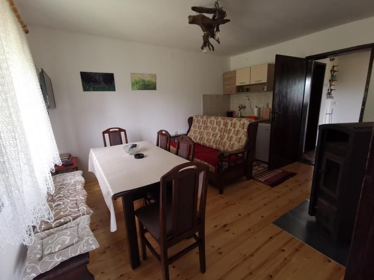 Uvac Griffon Villa Nova Varos Ngoại thất bức ảnh