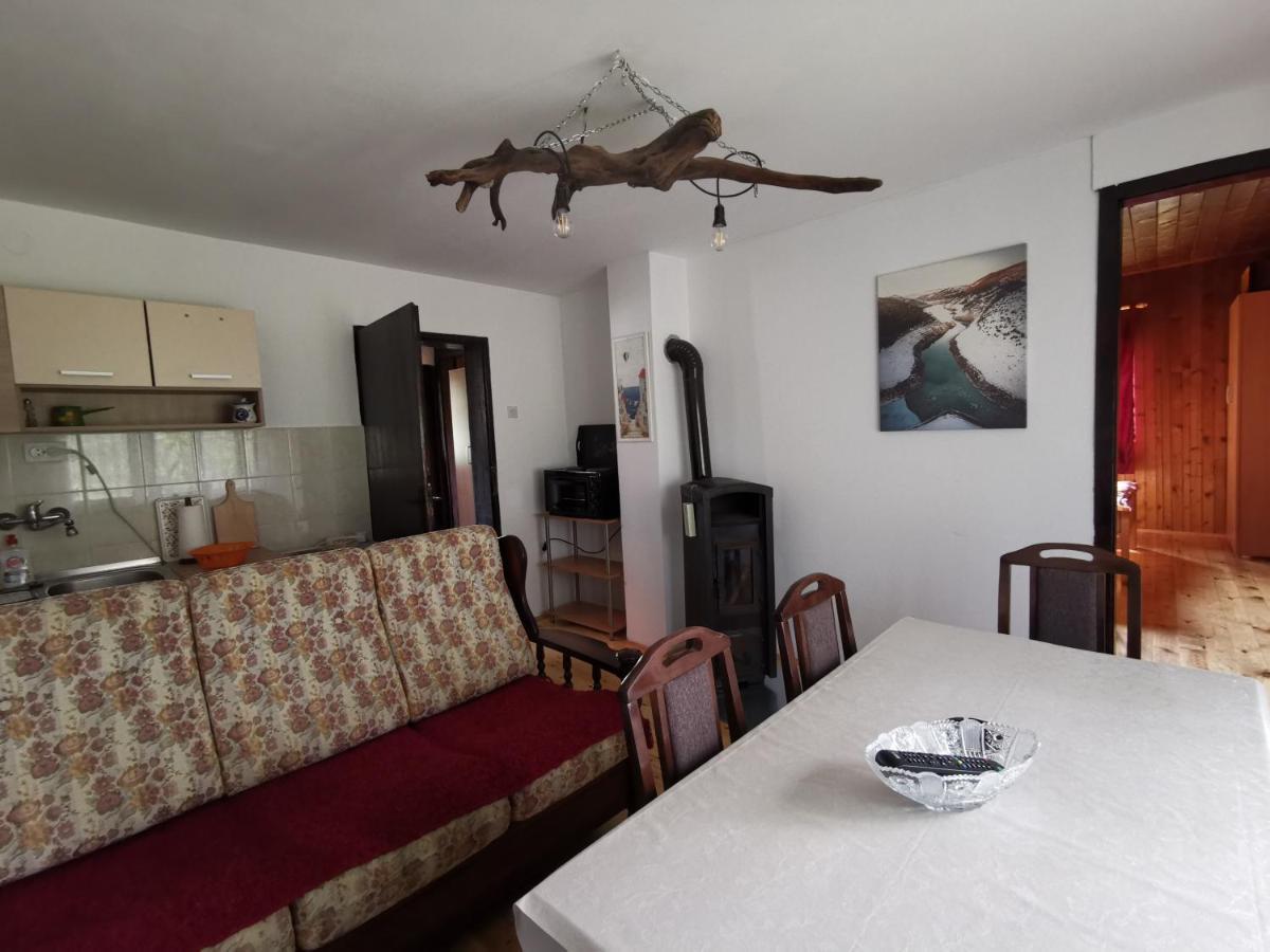Uvac Griffon Villa Nova Varos Ngoại thất bức ảnh