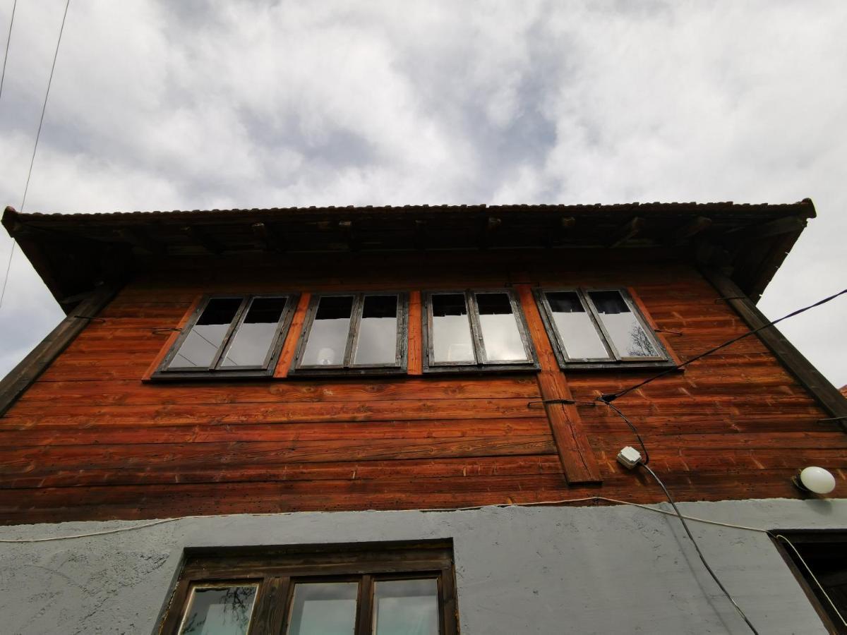 Uvac Griffon Villa Nova Varos Ngoại thất bức ảnh